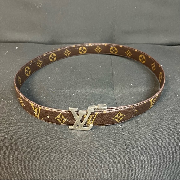 COPY - LOUIS VUITTON BELT - Picture 1 of 6